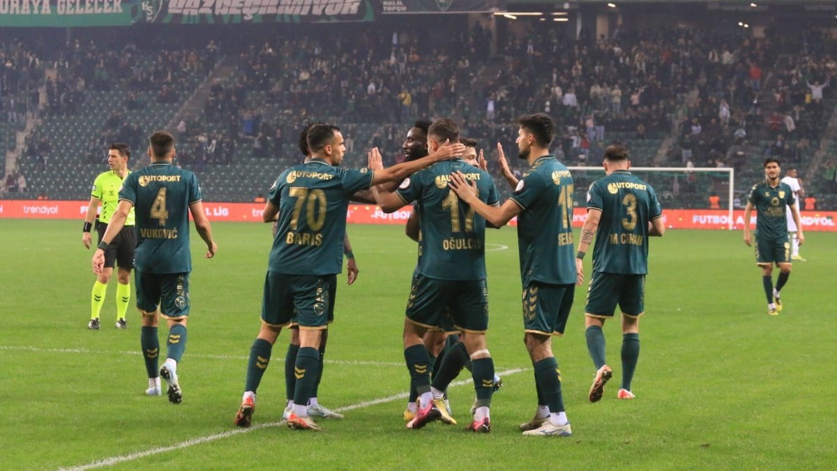 Kocaelispor, Fatih Karagümrük’ü iki golle geçti